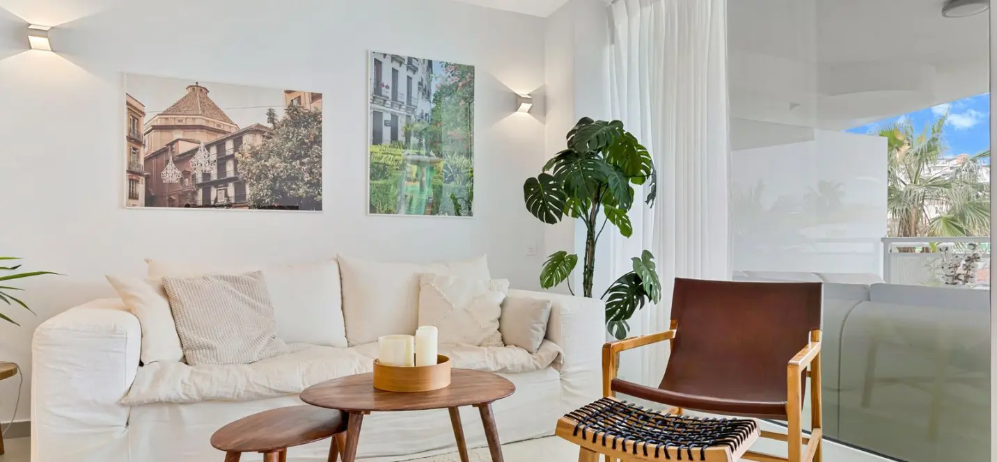 Sale of ground floor apartment in Benalmadena Costa 0
