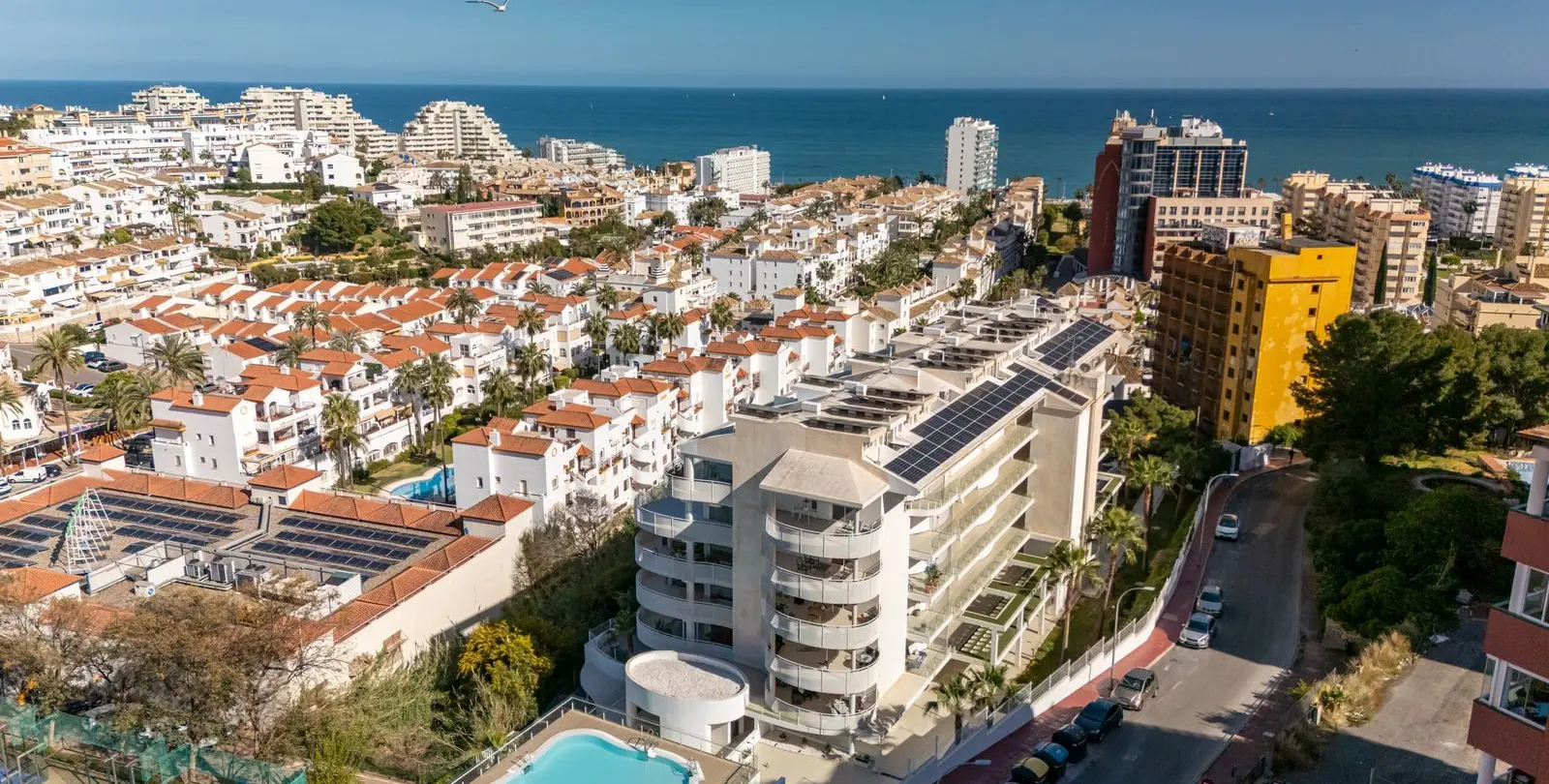 Sale of ground floor apartment in Benalmadena Costa 2
