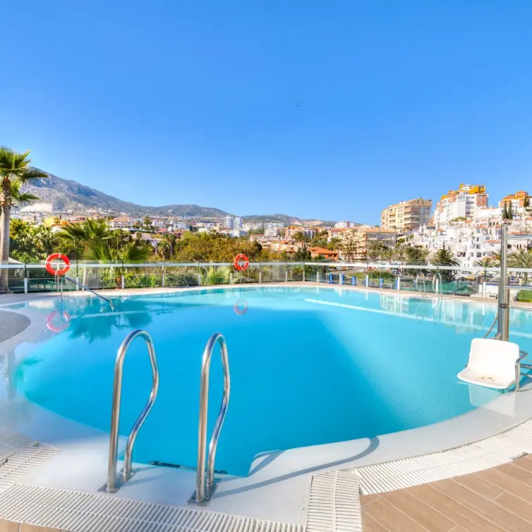 Sale of ground floor apartment in Benalmadena Costa