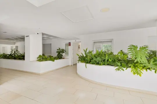 Image 6 thumb
