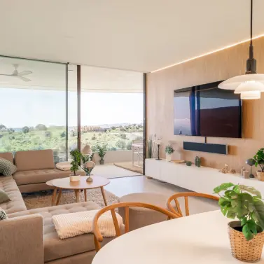 Продажа апартаментов на среднем этаже в Higueron