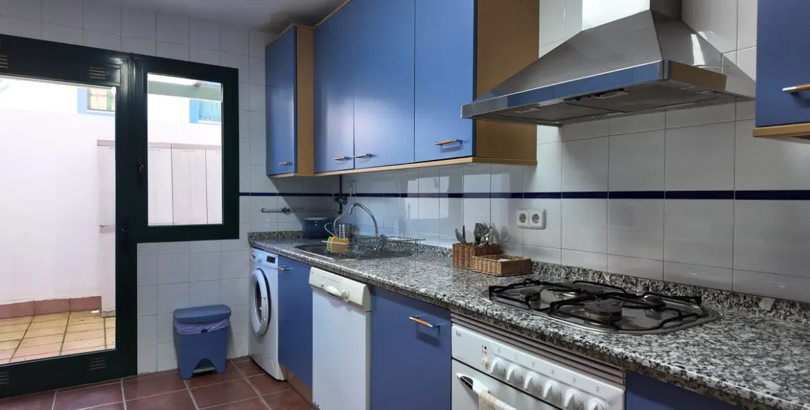 Venta de adosado en San Pedro de Alcántara 7