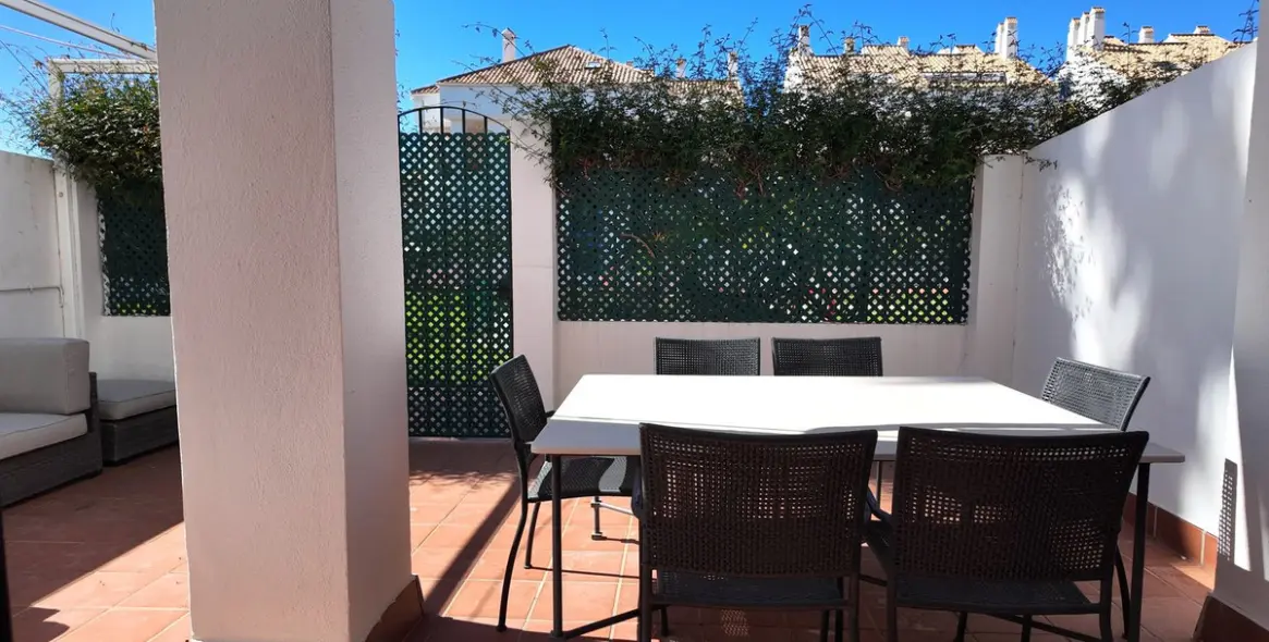 Venta de adosado en San Pedro de Alcántara 11