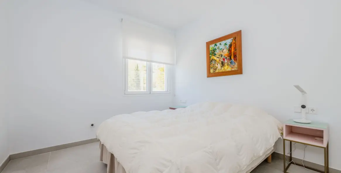 Venta de apartamento en planta media en Benalmadena Costa 17