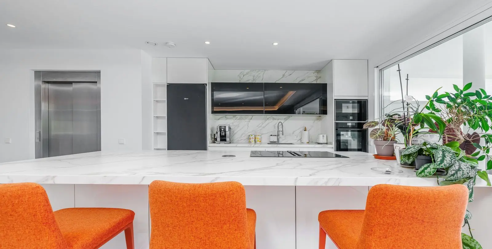 Venta de apartamento en planta media en Benalmadena Costa 64