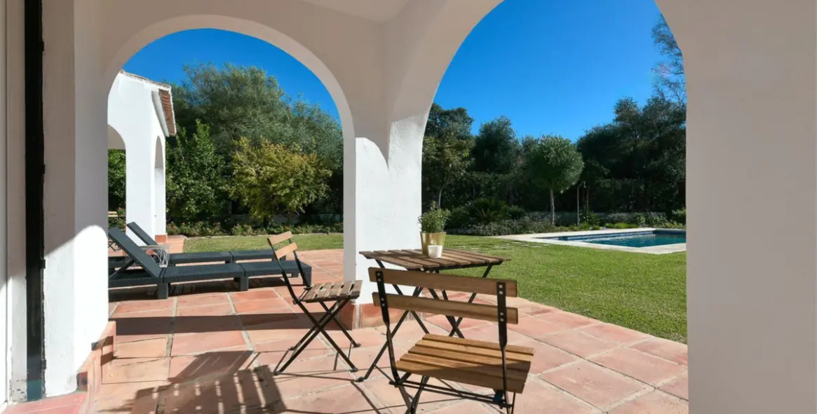 Venta de villa independiente en Cabopino 20