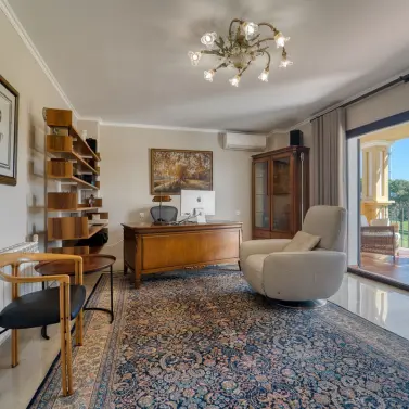 Venta de villa independiente en Guadalmina Alta