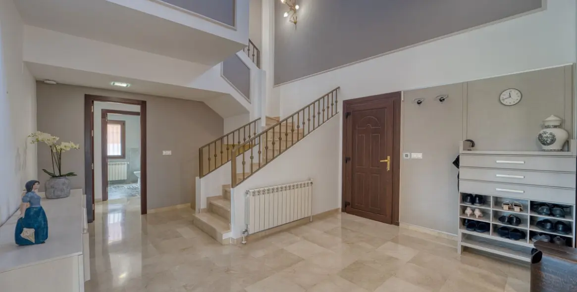 Venta de villa independiente en Guadalmina Alta 10