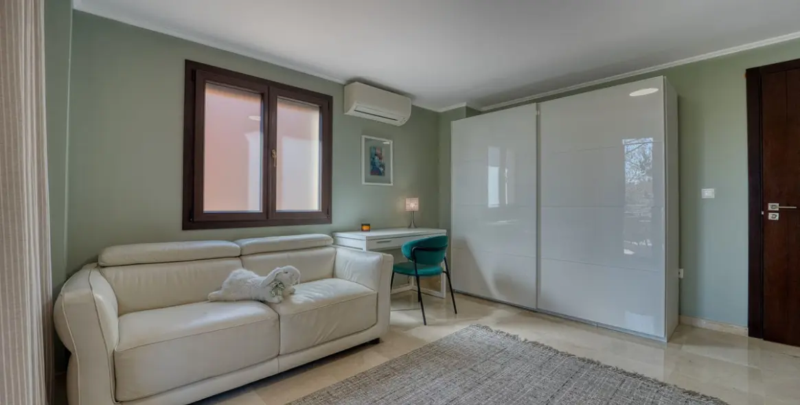 Venta de villa independiente en Guadalmina Alta 15