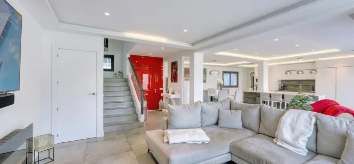 Venta de villa independiente en Istán 3