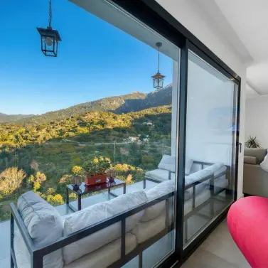 Venta de villa independiente en Istán