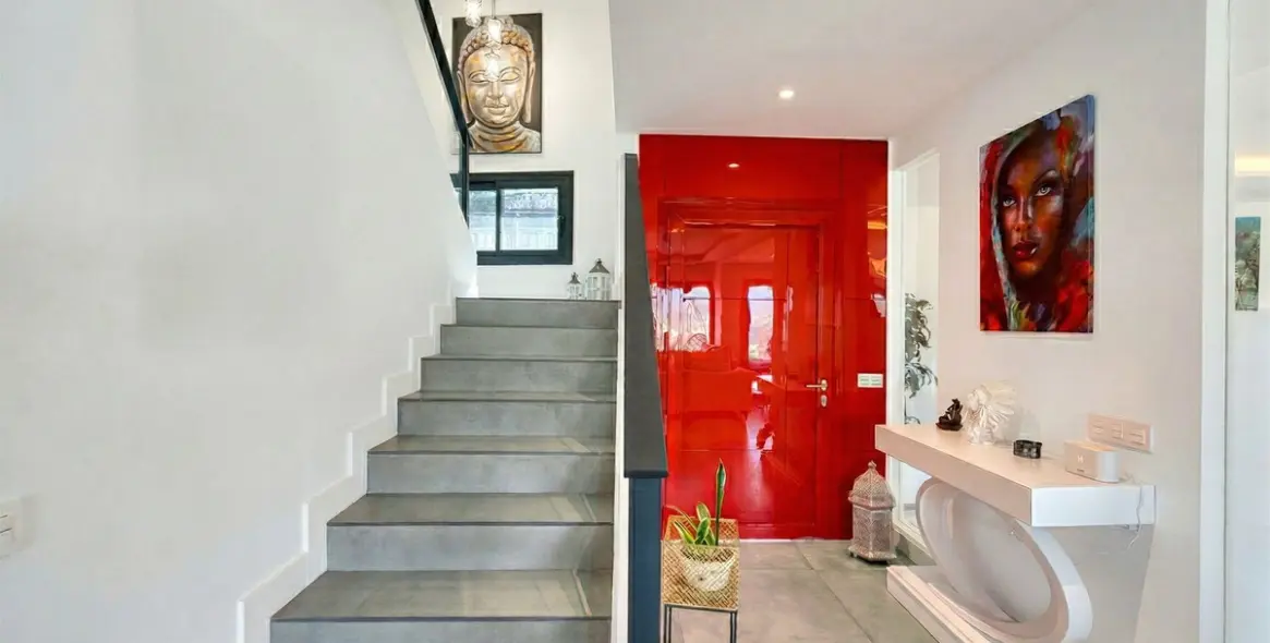 Sale of detached villa in Istán 15