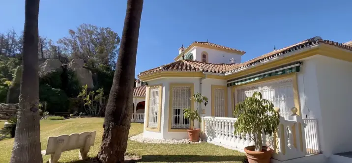 Venta de villa independiente en Cerros del Aguila 4