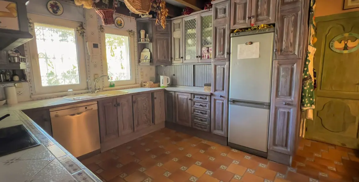 Sale of detached villa in Cerros del Aguila 11