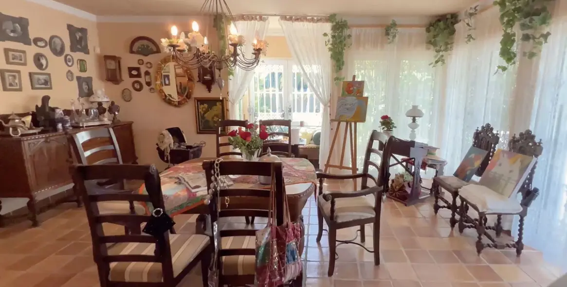 Sale of detached villa in Cerros del Aguila 14