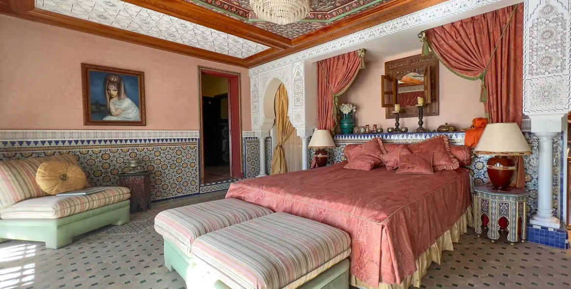 Sale of detached villa in Cerros del Aguila 20