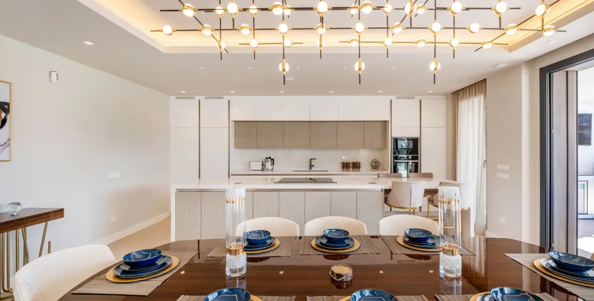 Venta de villa independiente en El Paraiso 10