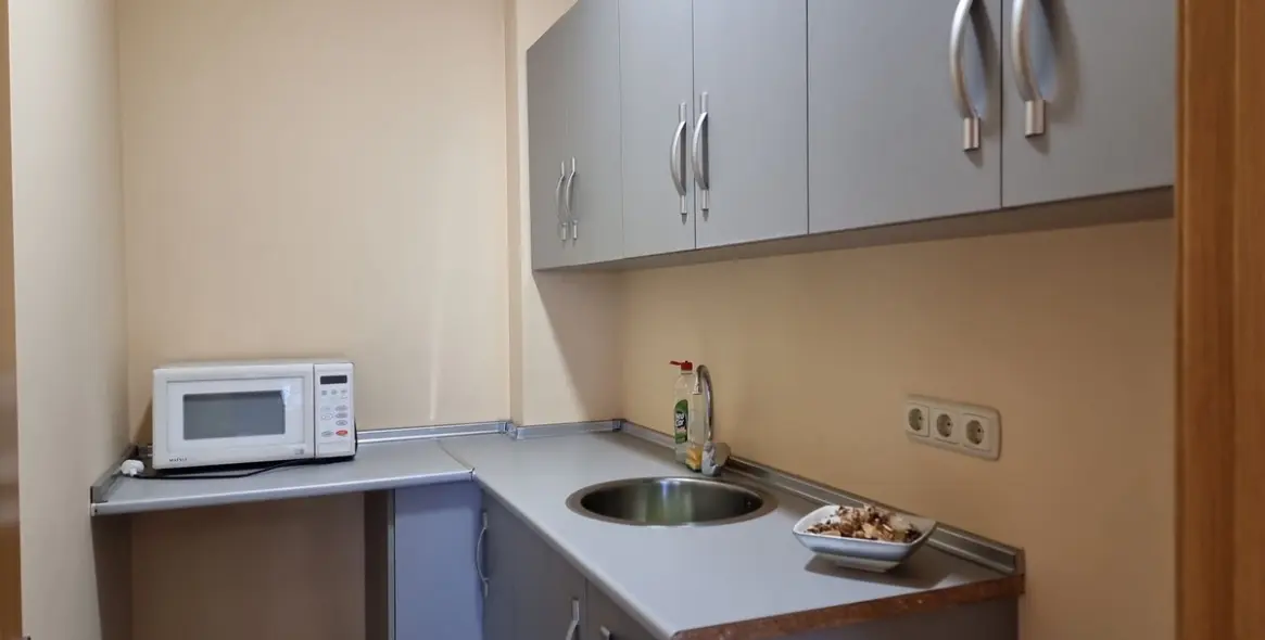 Долгосрочная аренда офиса в Estepona 7