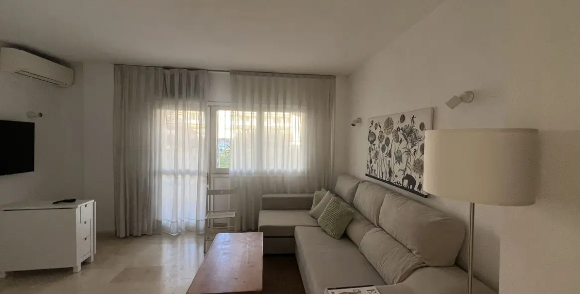 Long-term rent of ground floor apartment in The Golden Mile 1
