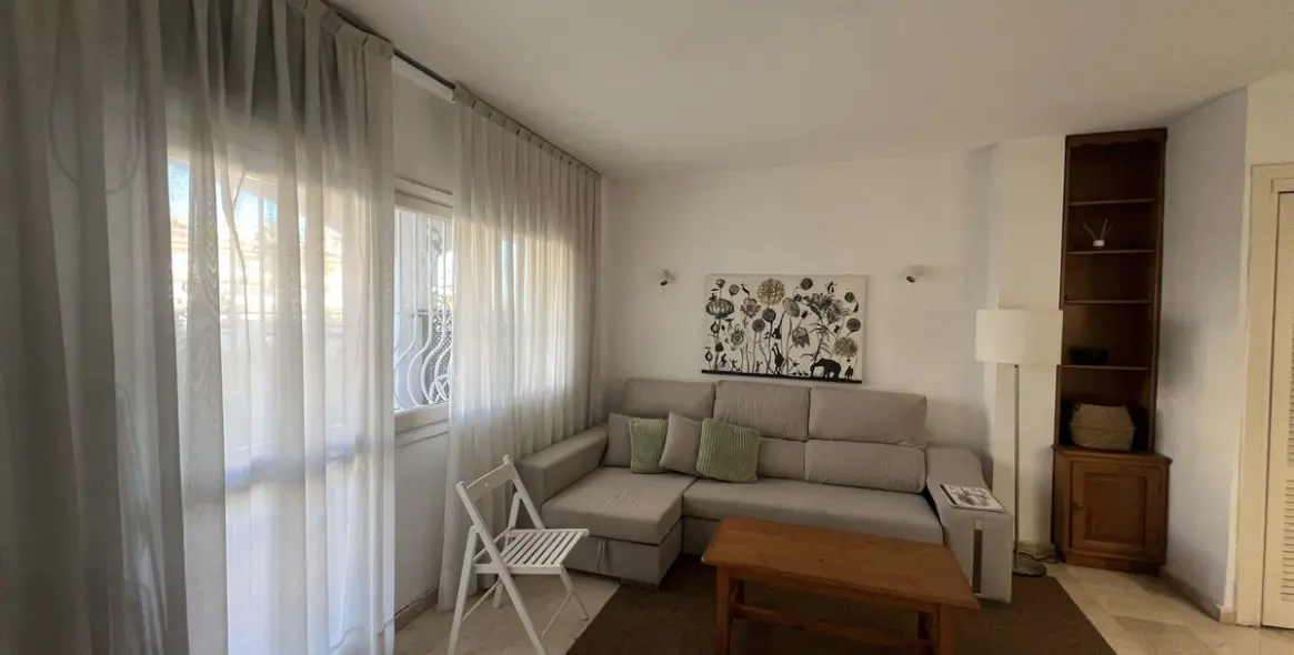 Long-term rent of ground floor apartment in The Golden Mile 7