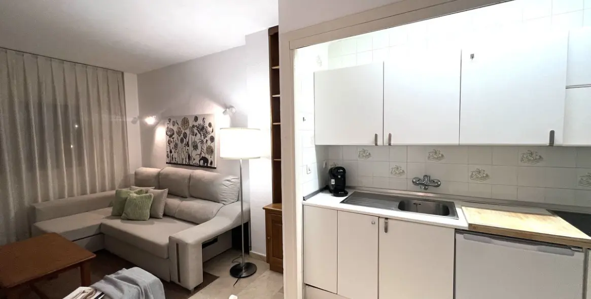 Long-term rent of ground floor apartment in The Golden Mile 10