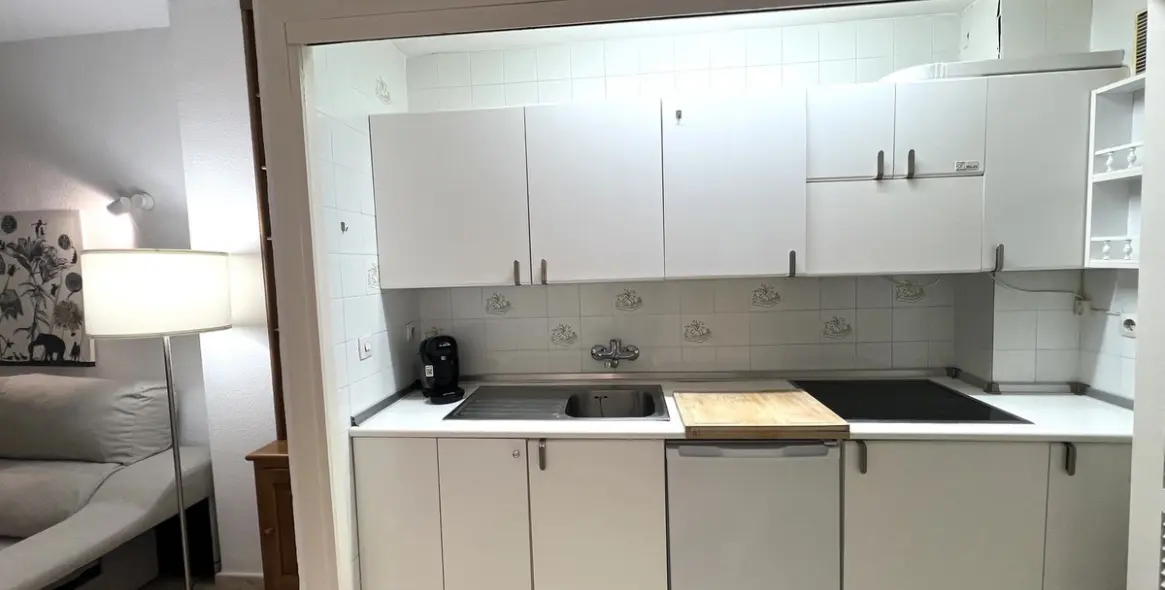 Long-term rent of ground floor apartment in The Golden Mile 11