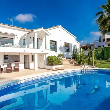 Долгосрочная аренда  отдельно стоящей виллы в Marbella