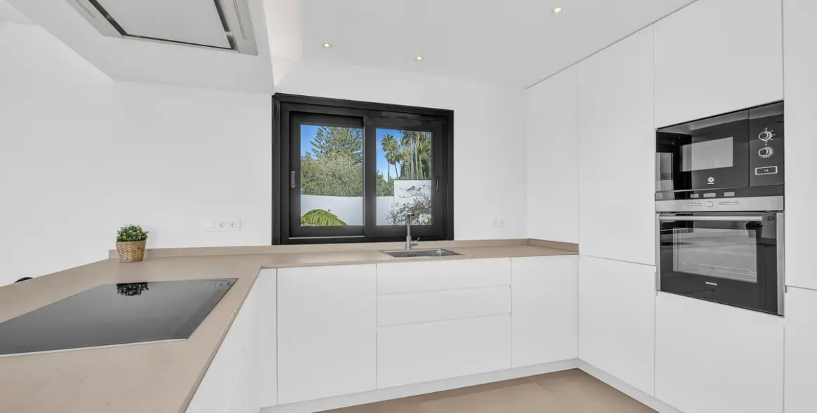 Долгосрочная аренда  отдельно стоящей виллы в Marbella 13