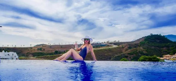 Alquiler a largo plazo de villa independiente en Estepona 3