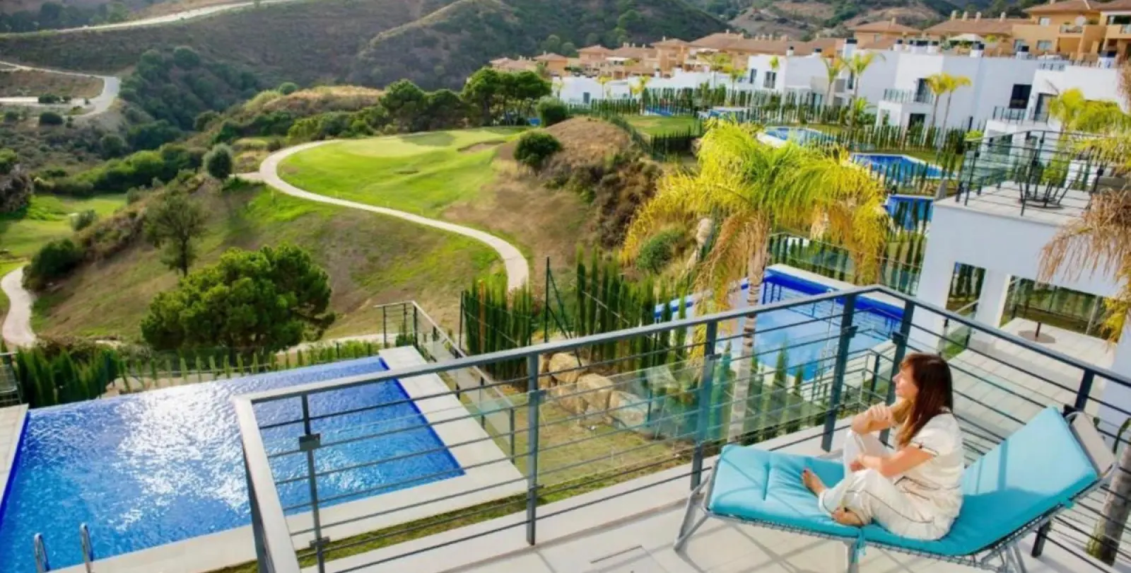 Long-term rent of detached villa in Estepona 2