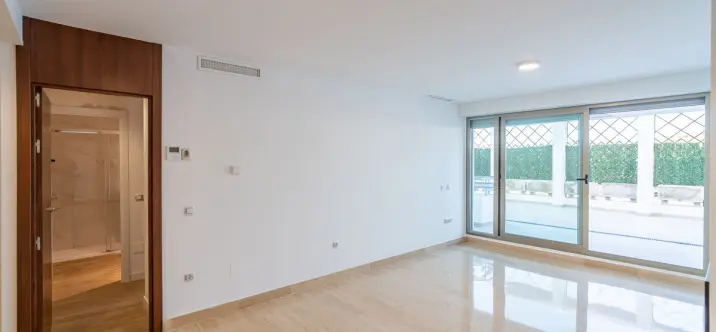 Sale of ground floor apartment in La Cala de Mijas 3