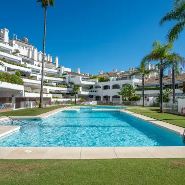 Sale of ground floor apartment in Río Real