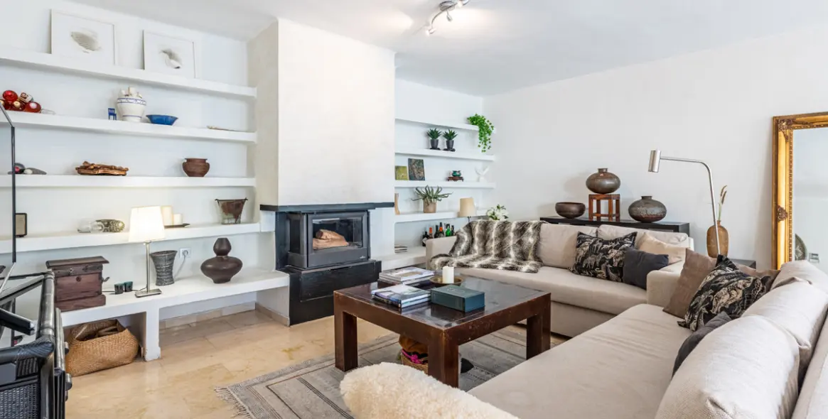 Sale of ground floor apartment in Río Real 15
