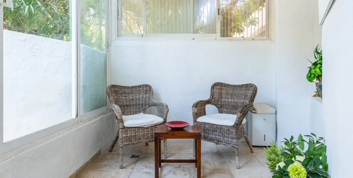 Sale of ground floor apartment in Río Real 16