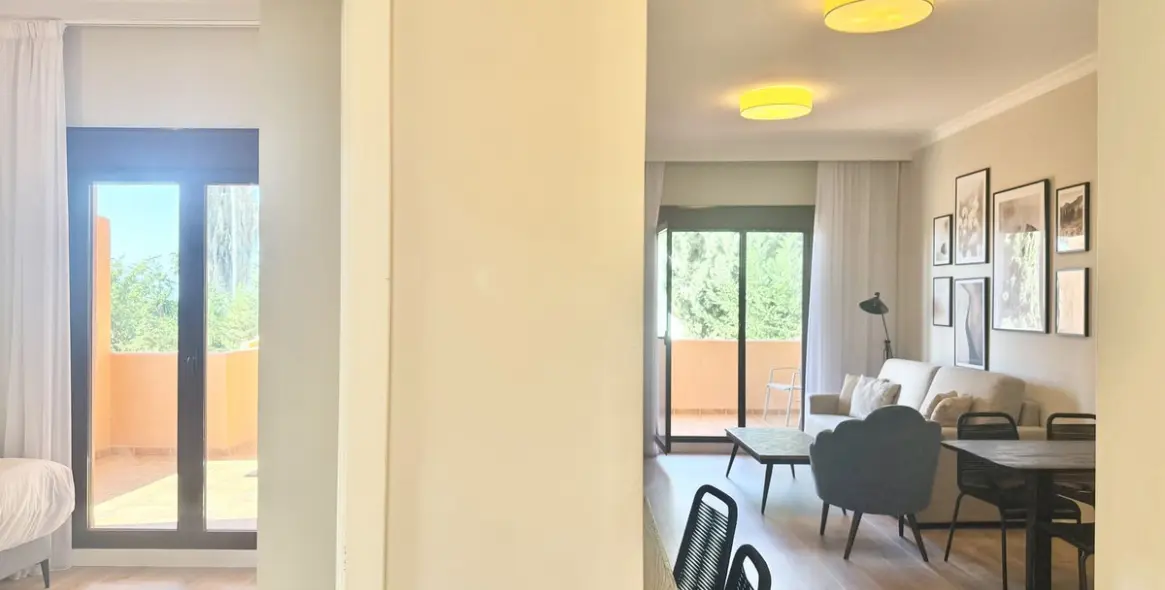 Продажа двухуровневого пентхауса в Benahavís 12