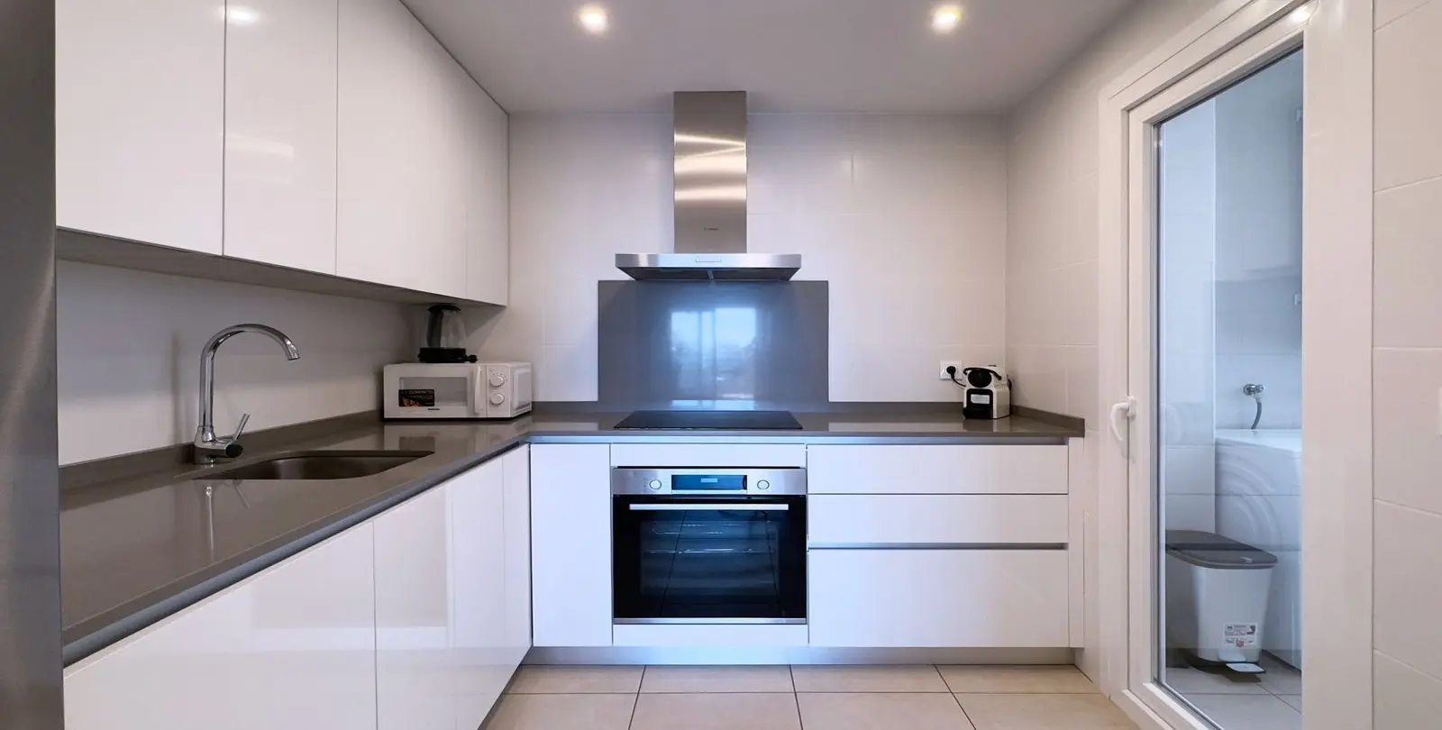 Venta de apartamento en planta media en La Campana 7