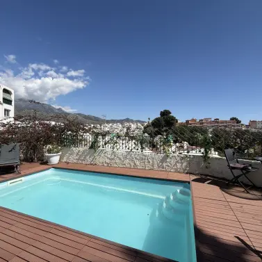 Долгосрочная аренда  отдельно стоящей виллы в Nerja