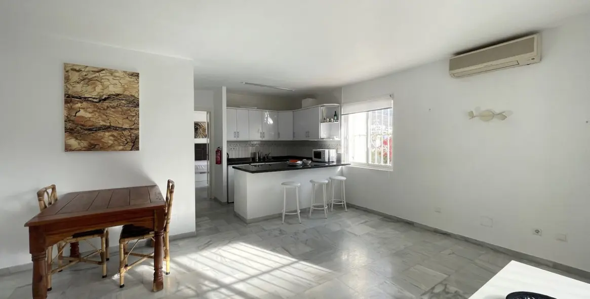 Долгосрочная аренда  отдельно стоящей виллы в Nerja 20