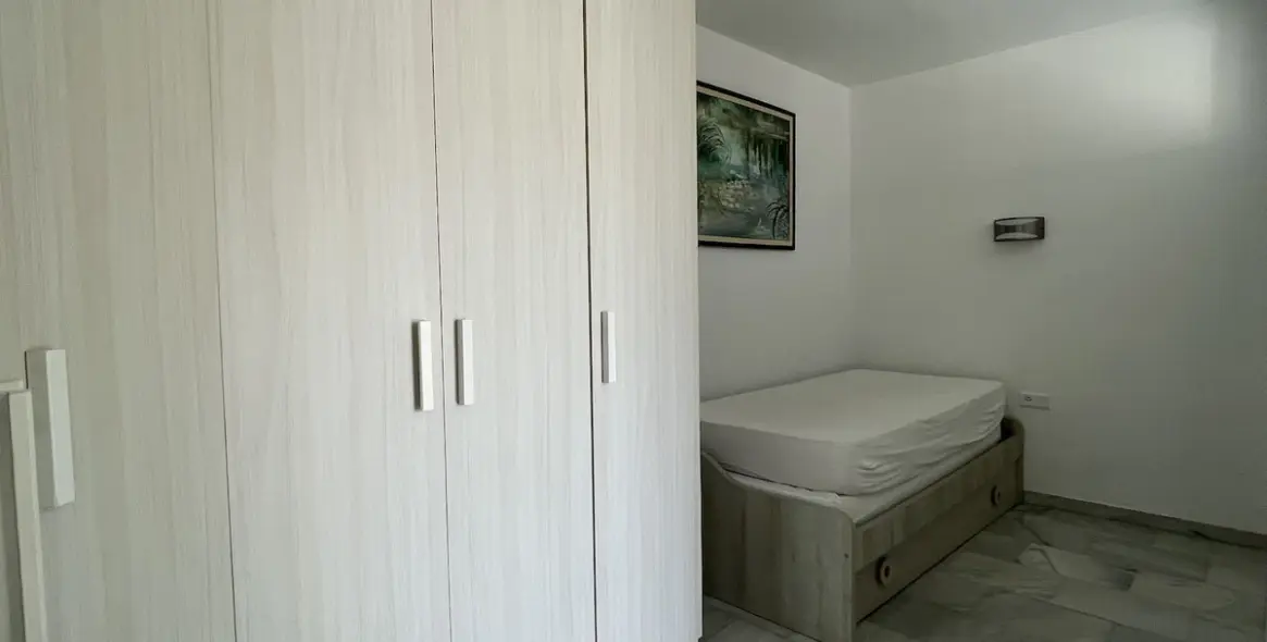 Долгосрочная аренда  отдельно стоящей виллы в Nerja 26