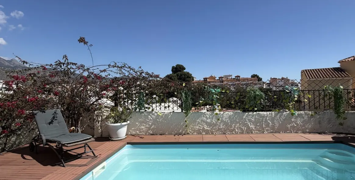 Долгосрочная аренда  отдельно стоящей виллы в Nerja 37