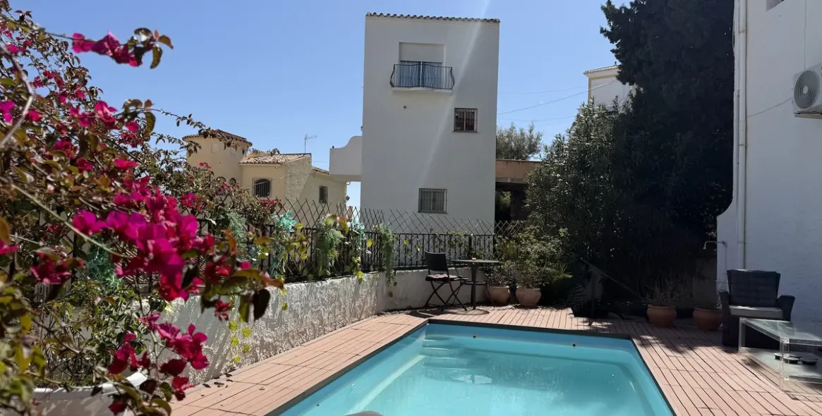 Долгосрочная аренда  отдельно стоящей виллы в Nerja 38