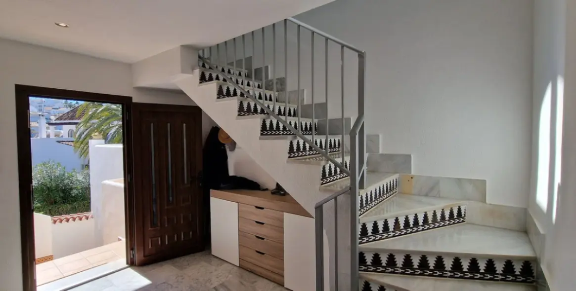 Продажа таунхауса в La Duquesa 6