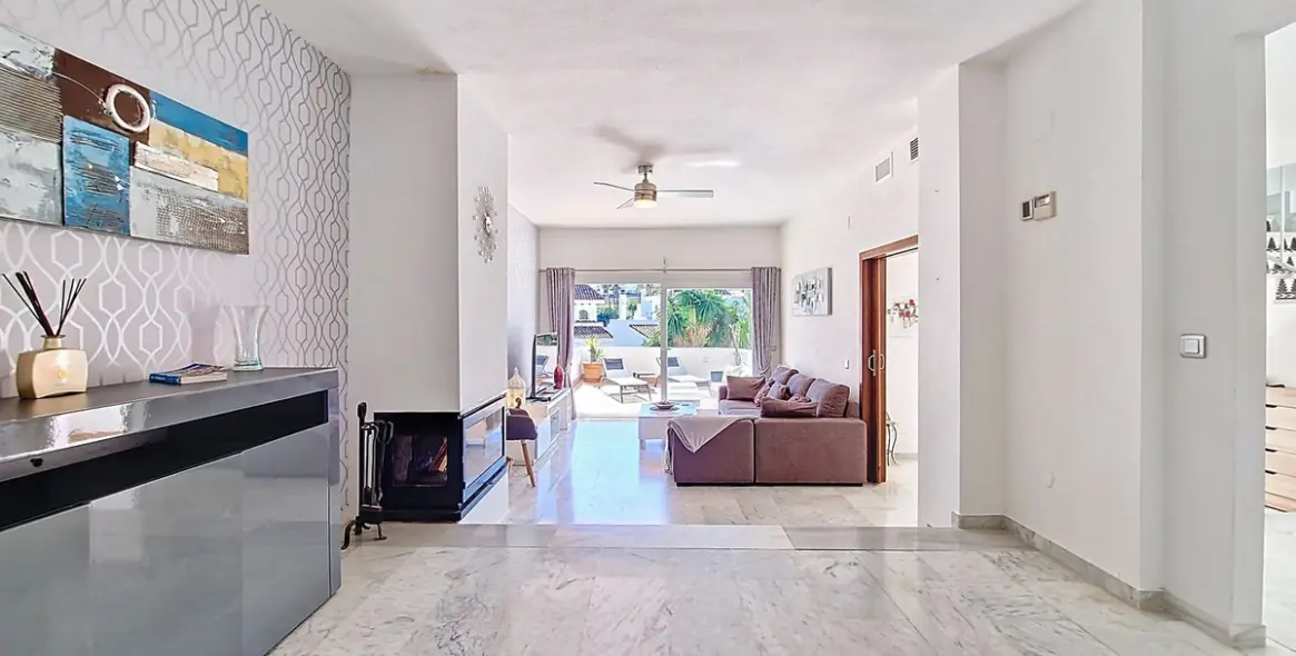 Продажа таунхауса в La Duquesa 25