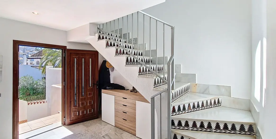 Продажа таунхауса в La Duquesa 30