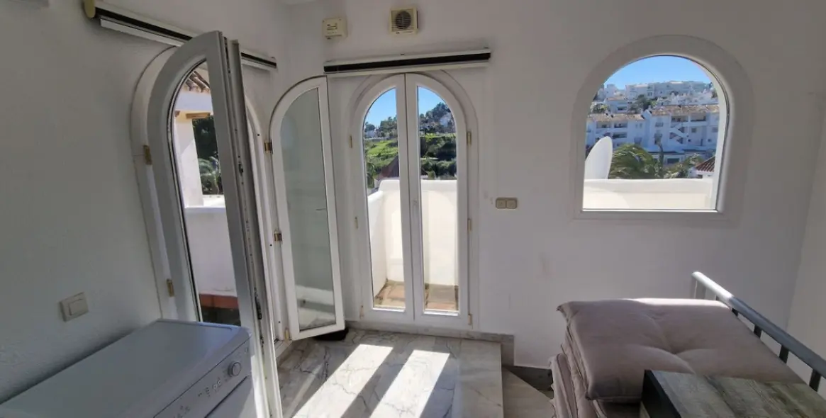 Продажа таунхауса в La Duquesa 38