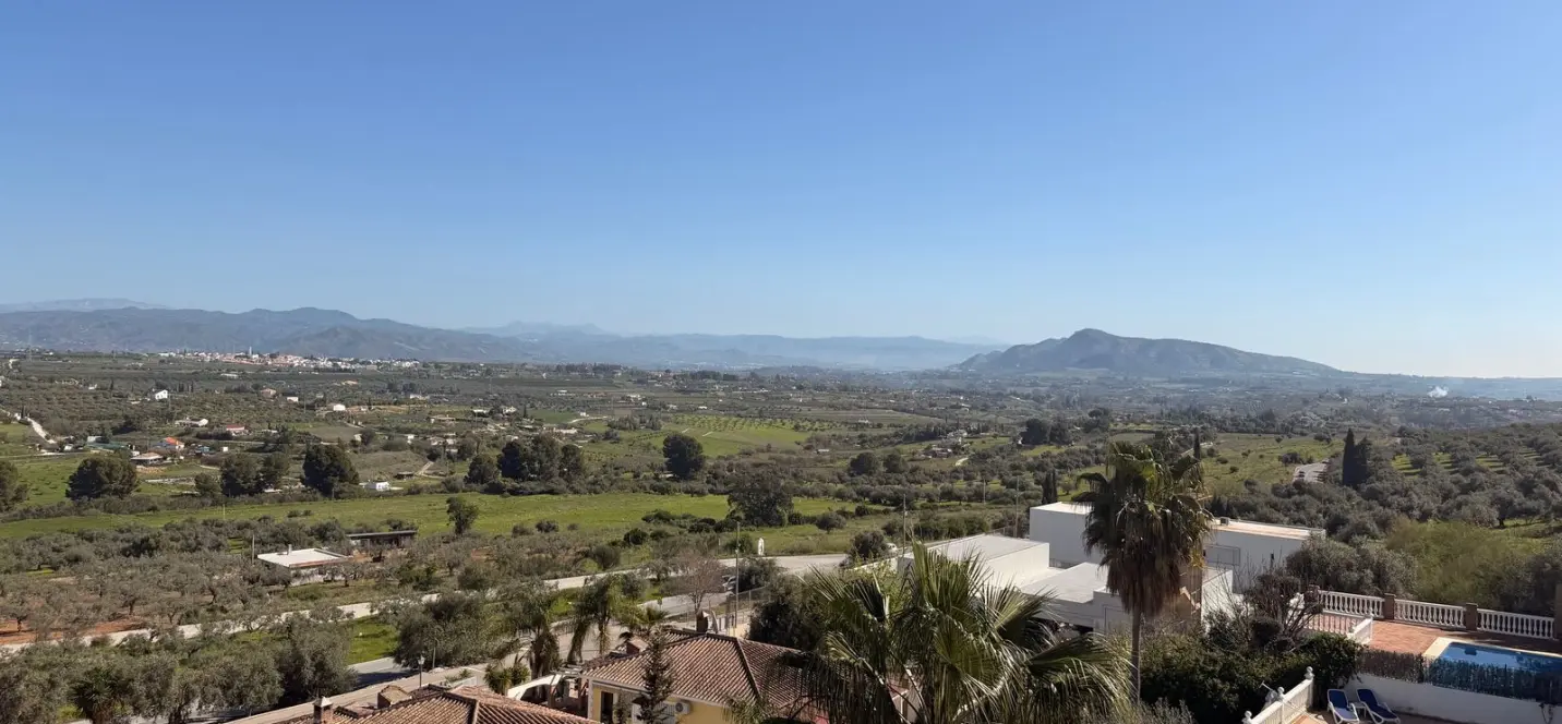 Venta de villa independiente en Coín 3