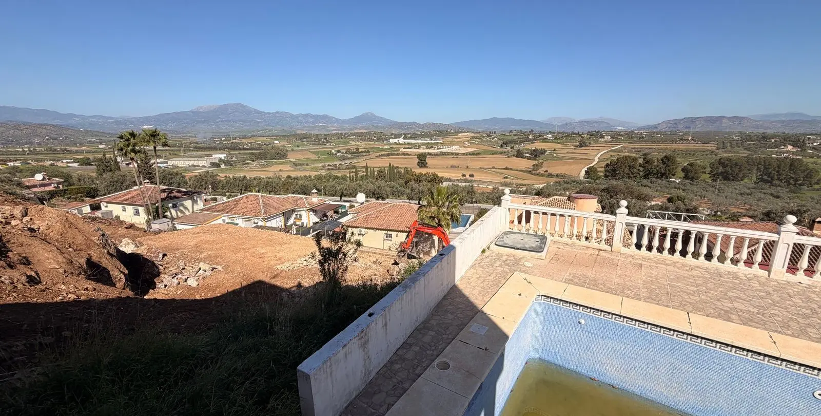Venta de villa independiente en Coín 35