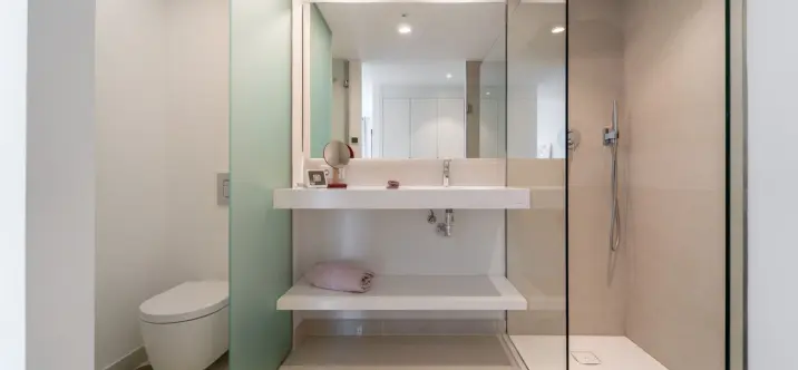 Sale of middle floor apartment in Fuengirola 3