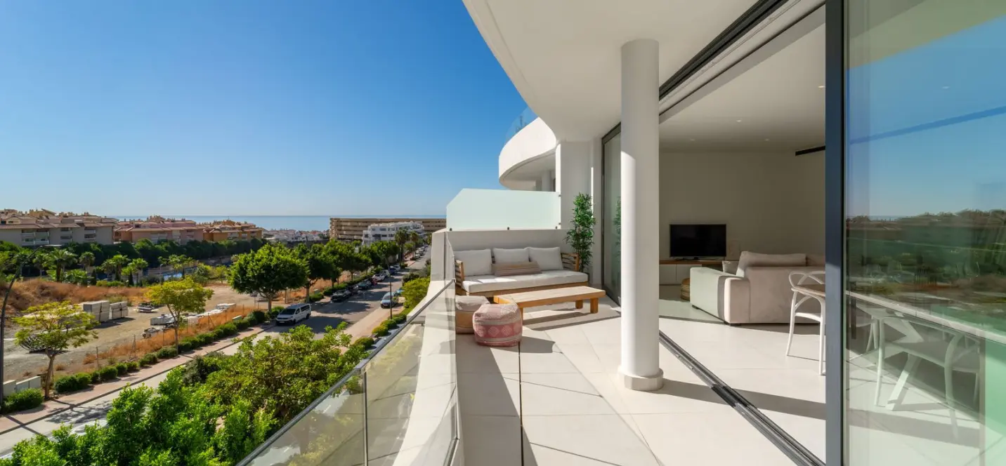 Продажа апартаментов на среднем этаже в Fuengirola 1