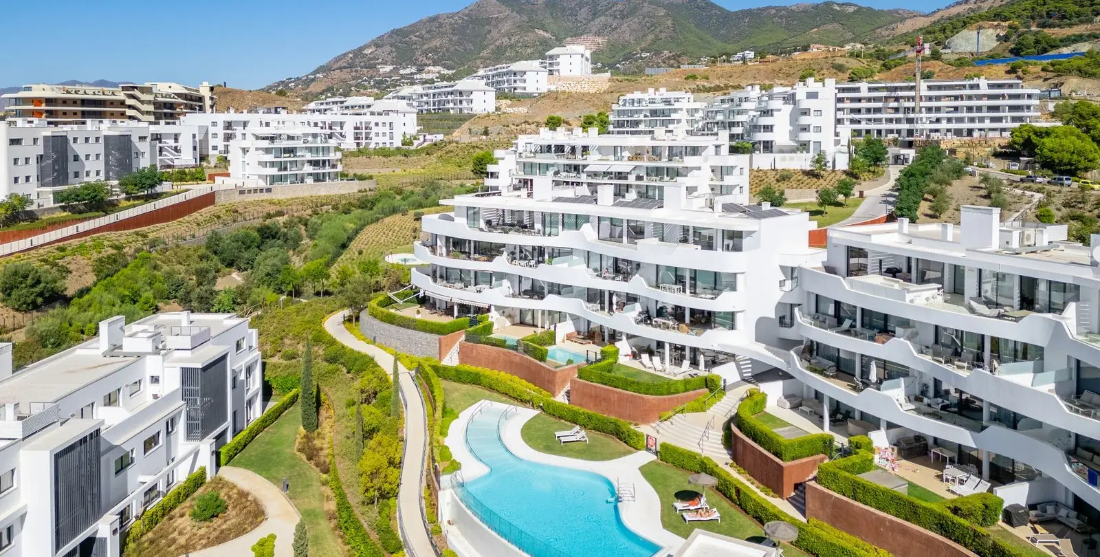 Продажа апартаментов на среднем этаже в Fuengirola 9